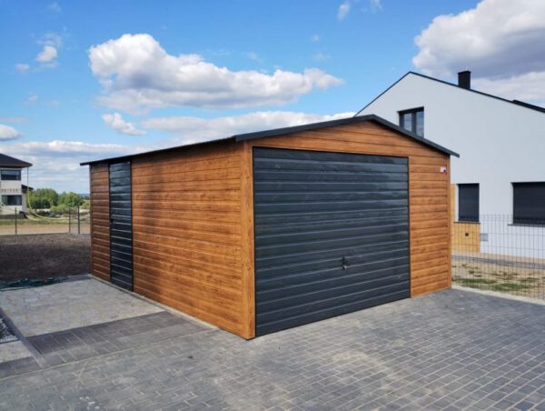 Метален гараж 4x6 м – серия “WOOD PLUS”, двускатен покрив, повдигаща се врата, дървесен стил